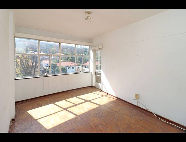 1 BEDROOM APARTMENT FOR SALE IN CYRILDENE